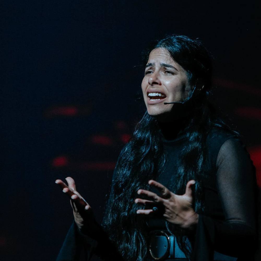 Meet your Posher, Zuanía